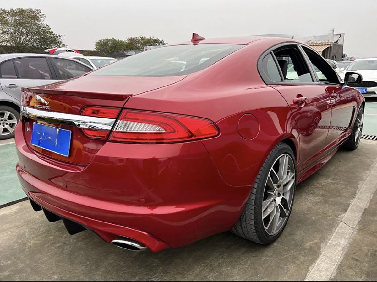 捷豹 XF  2015款 XF 3.0 SC R-Sport 豪華版圖片