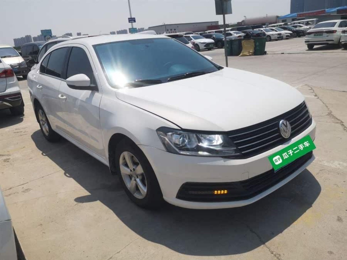 大眾 朗逸  2015款 1.6L 自動風(fēng)尚版圖片