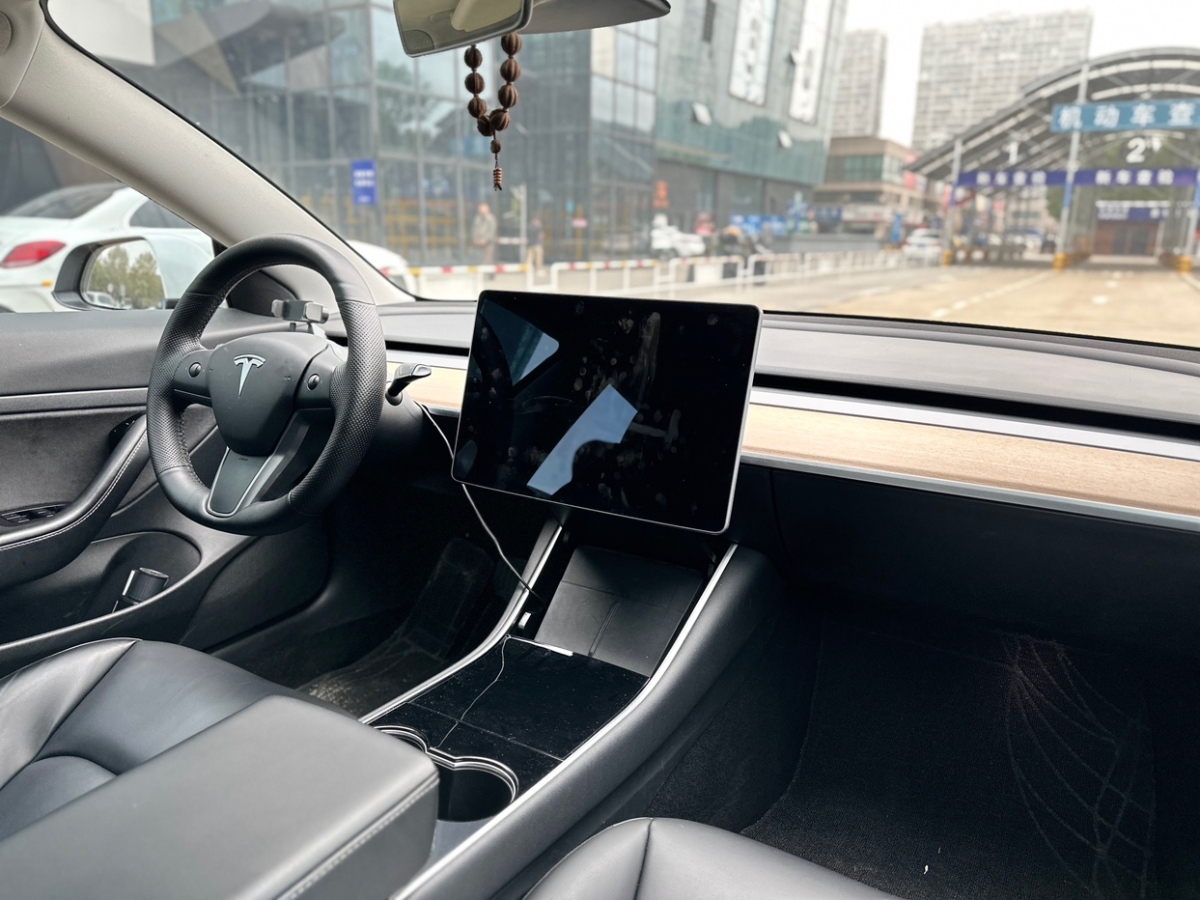 特斯拉 Model Y  2020款 改款 長續(xù)航后輪驅動版圖片