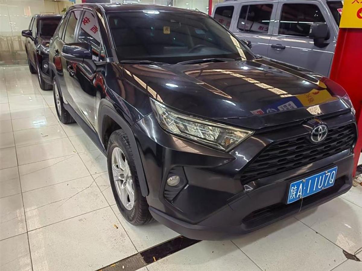 豐田 RAV4榮放  2021款 2.0L CVT兩驅(qū)風(fēng)尚版圖片