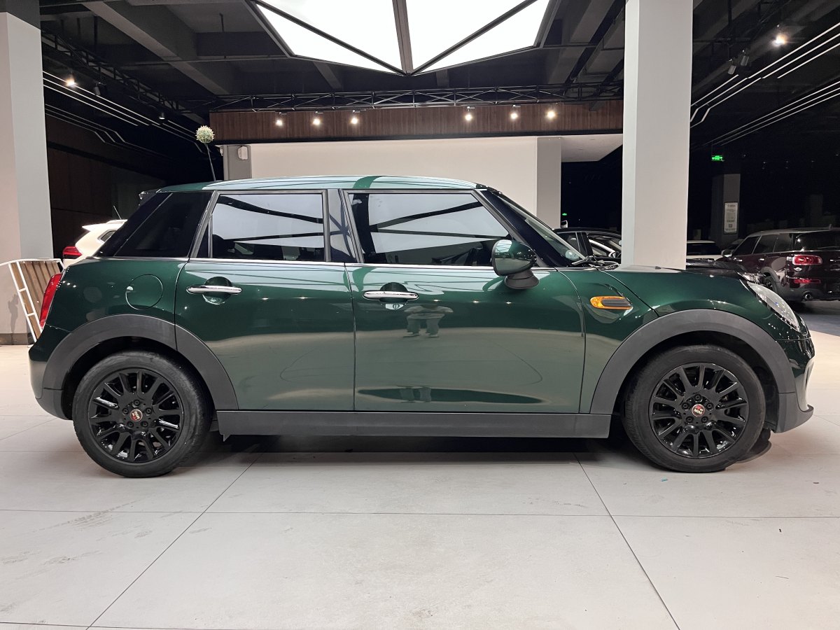 MINI MINI  2016款 1.2T ONE 先鋒派 五門版圖片