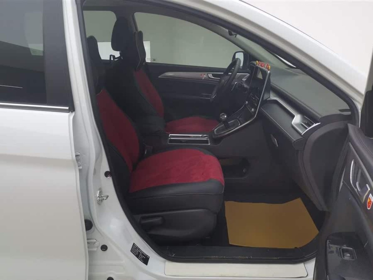 哈弗 M6  2021款 PLUS 1.5T DCT豪華智聯(lián)型圖片