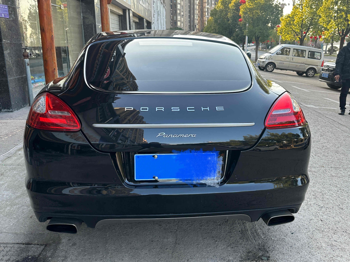 2013年5月保時捷 Panamera  2013款 Panamera 4 Platinum Edition 3.6L