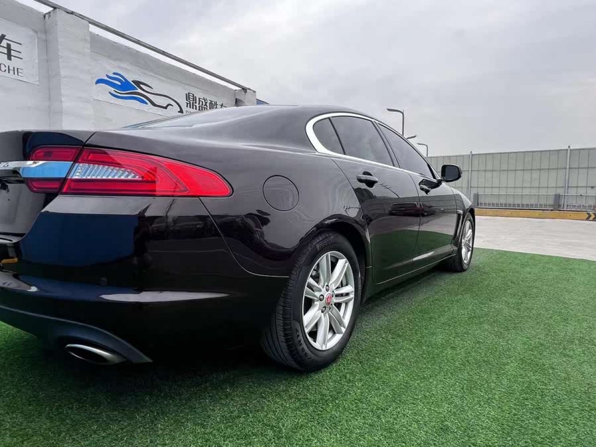 捷豹 XF  2015款 XF 2.0T 風華版圖片