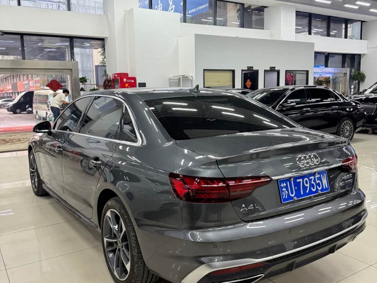 奧迪 奧迪A4L  2022款 40 TFSI 時(shí)尚動(dòng)感型圖片