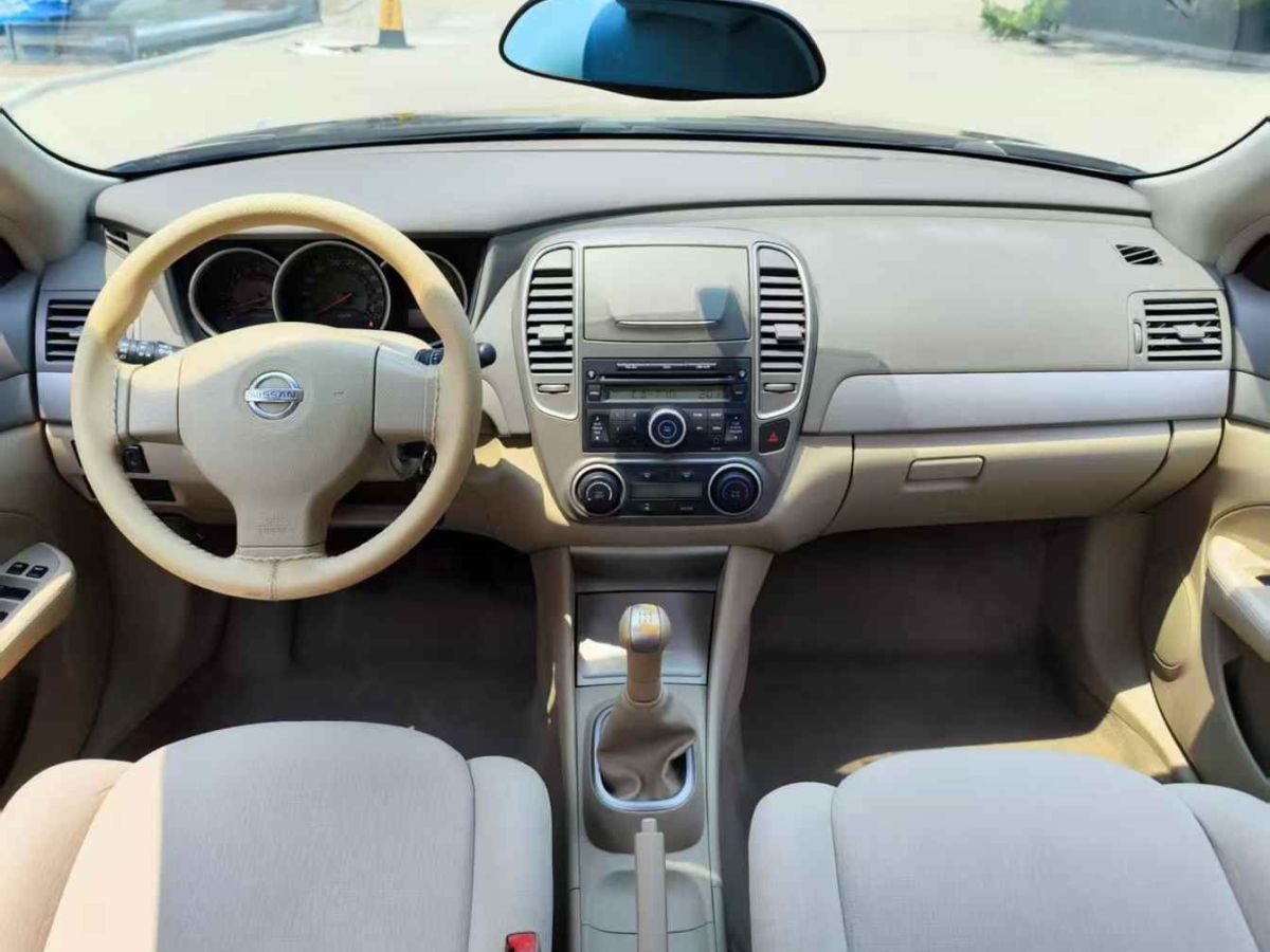 日產(chǎn) 軒逸  2016款 1.6XE 手動舒適版圖片