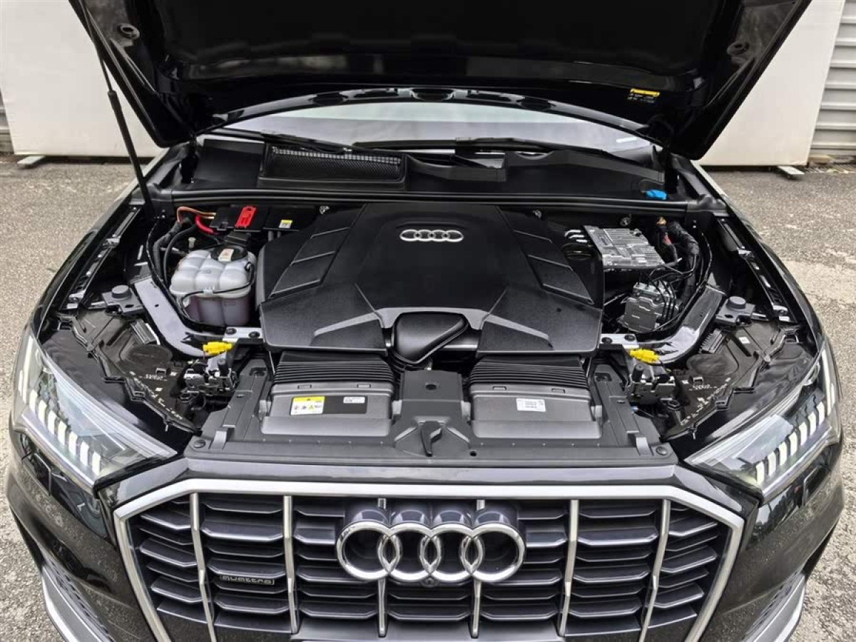 奧迪 奧迪Q7  2023款 55 TFSI quattro S line運動型圖片