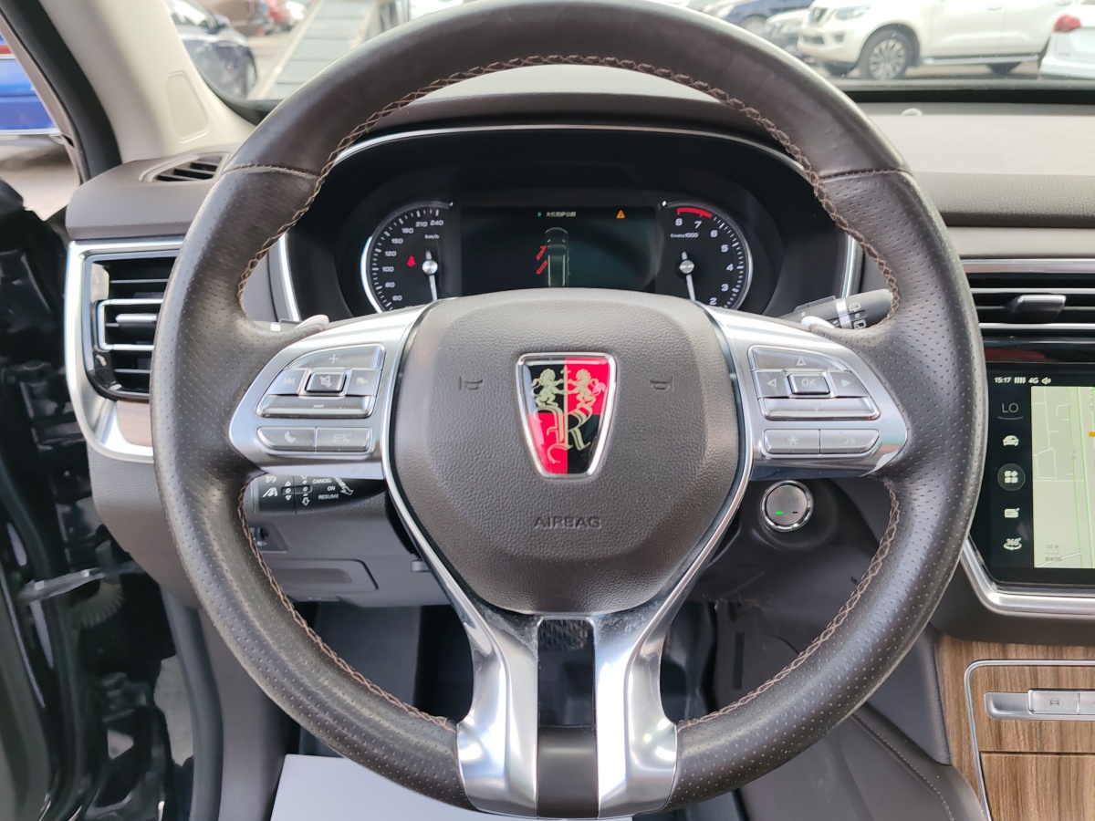 榮威 RX8  2018款 30T 智聯(lián)網(wǎng)四驅至尊版圖片