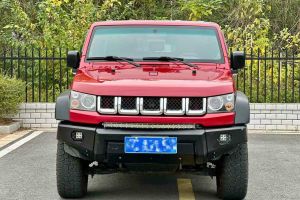 BJ40 北京 40L 2.3T 自动两驱尊贵版