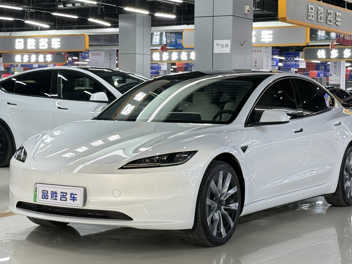 2024年4月特斯拉 Model 3  2023款 煥新版 后輪驅(qū)動(dòng)