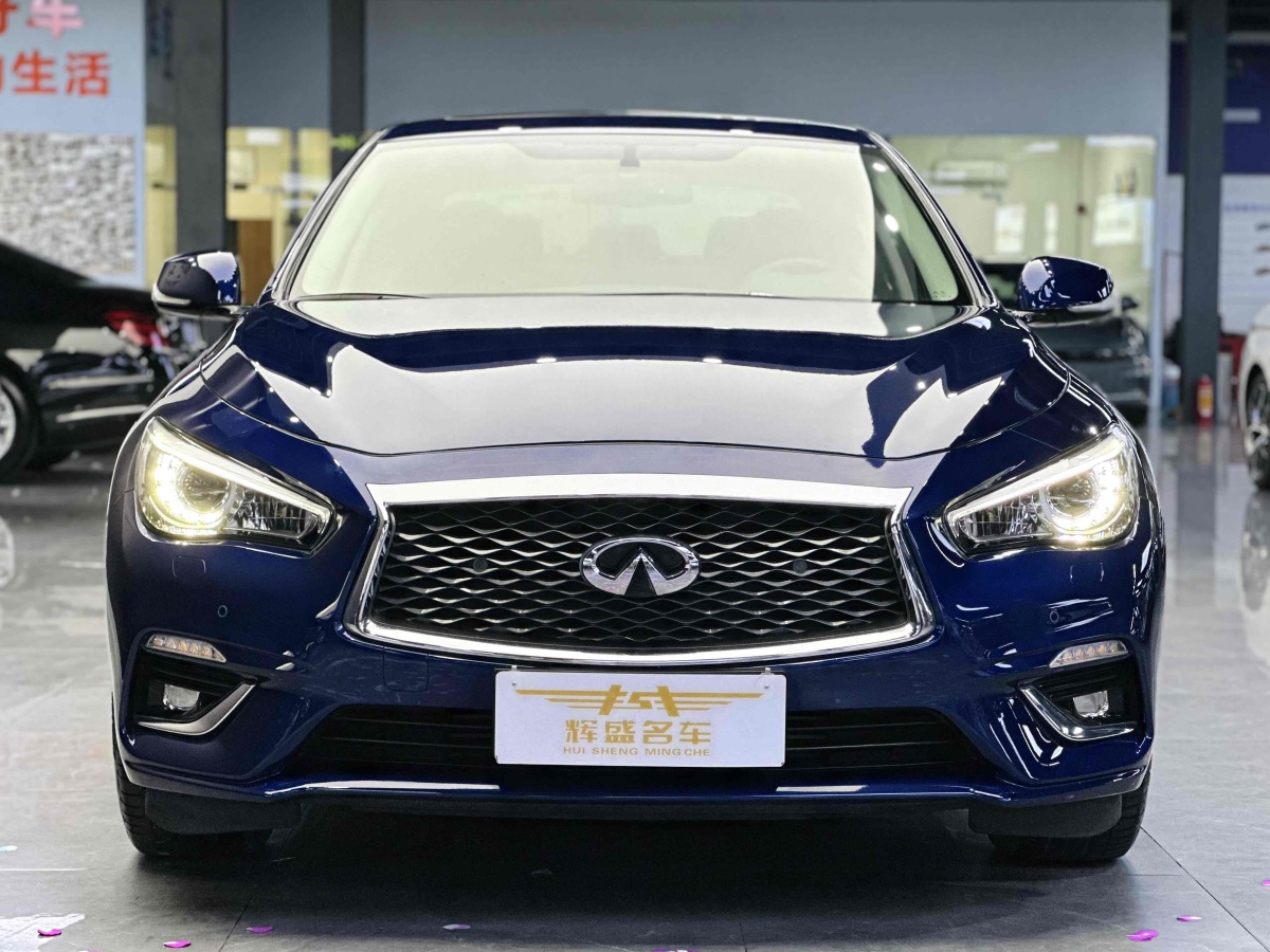 英菲尼迪 Q50L  2018款 2.0T 進(jìn)享版 國(guó)VI圖片