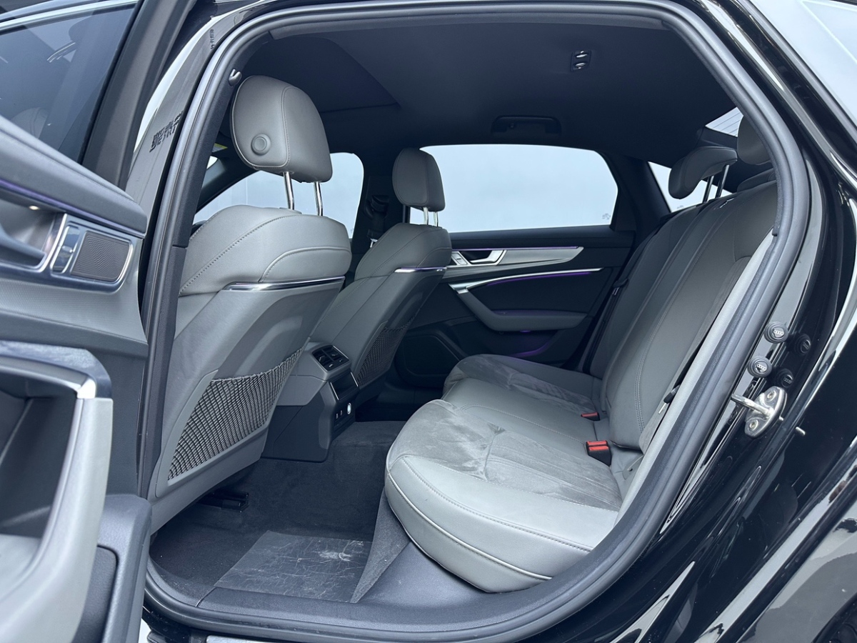 奧迪 奧迪A6L  2023款 40 TFSI 豪華動(dòng)感型圖片