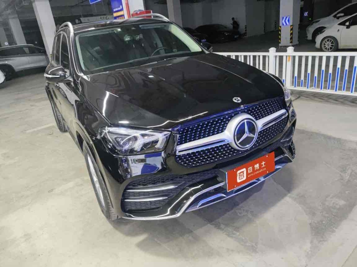 奔驰 奔驰GLE  2023款 GLE 350 4MATIC 时尚型图片