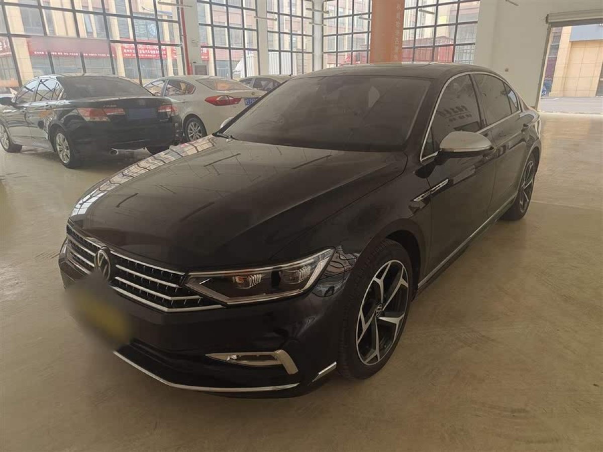 大眾 邁騰  2023款 200萬(wàn)輛紀(jì)念版 330TSI DSG豪華型圖片