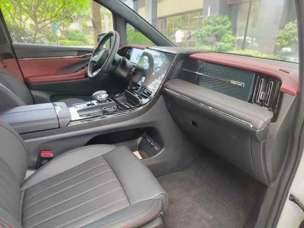 名爵 MG Cyberster  2023款 520km 傳奇四驅(qū)版圖片