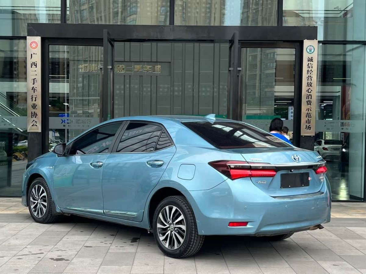 豐田 卡羅拉  2017款 改款雙擎 1.8L E-CVT精英版圖片