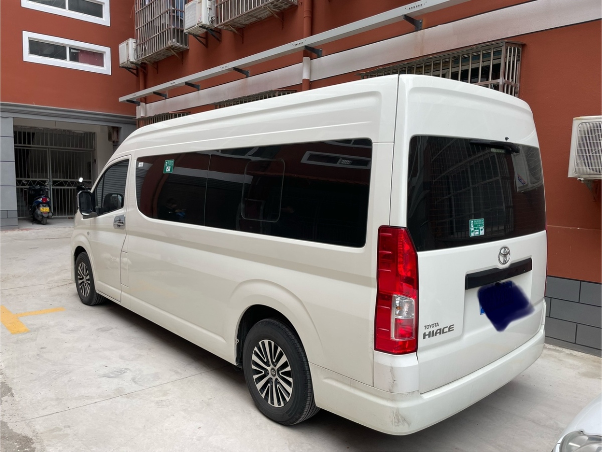 豐田 HIACE  2011款 2.7L自動豪華版13座圖片