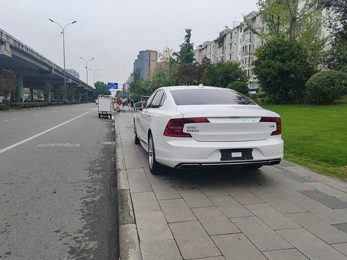 沃爾沃 S90  2019款 T5 智逸版圖片