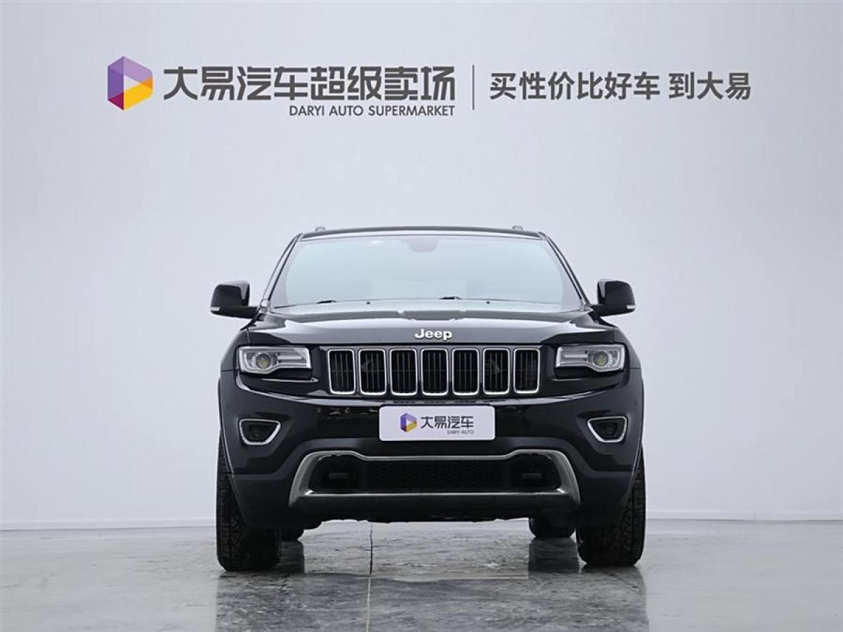 Jeep 大切諾基  2016款 3.0L 舒享導(dǎo)航版圖片