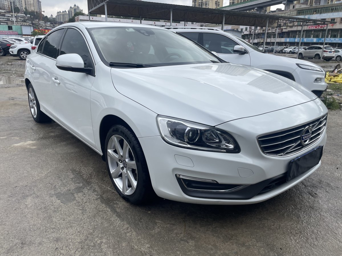 沃爾沃 S60  2016款 S60L 2.0T T5 智馭版圖片