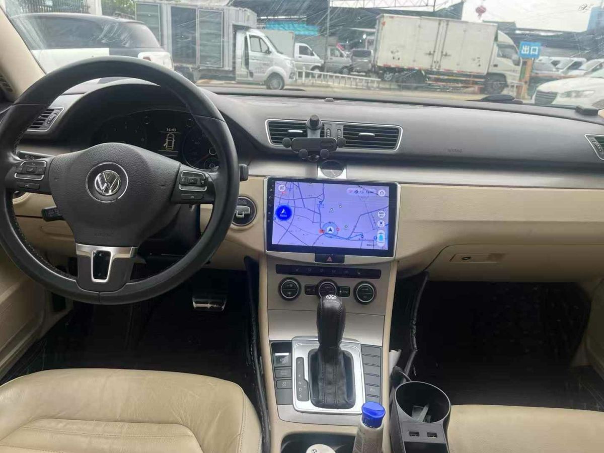 大眾 輝騰  2014款 3.0L 商務(wù)型圖片