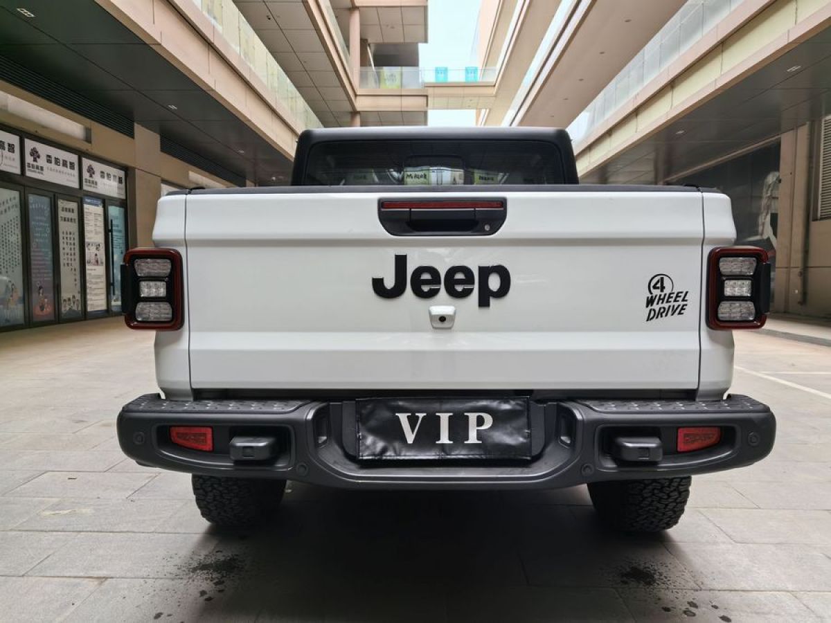 Jeep 角斗士  2023款 3.6L Overland图片