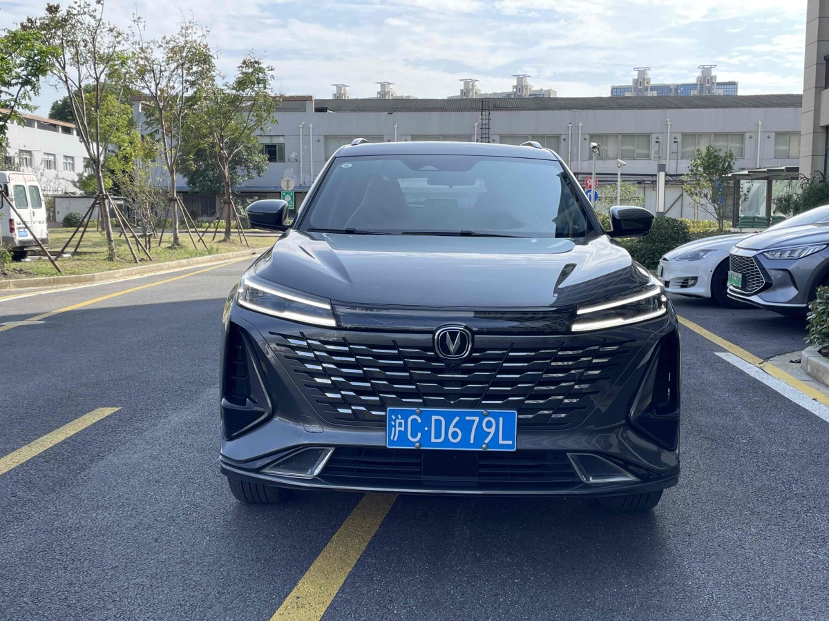 2023年7月長(zhǎng)安 CS75 PLUS  2023款 第三代 1.5T 自動(dòng)領(lǐng)航型