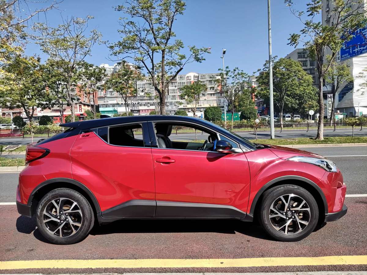 丰田 C-HR  2020款 2.0L 领先版图片