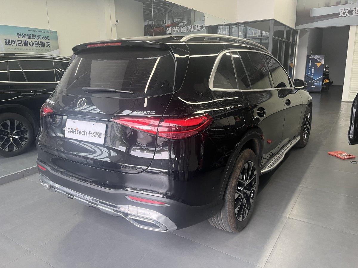 奔馳 奔馳GLC  2023款 改款 GLC 260 L 4MATIC 動感型 5座圖片