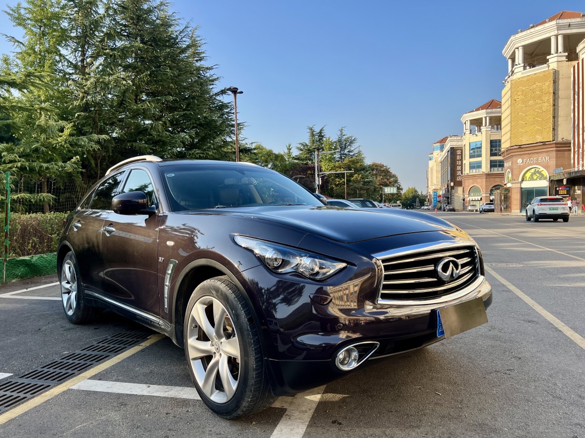 英菲尼迪 QX70  2015款 3.7L 絕影版圖片