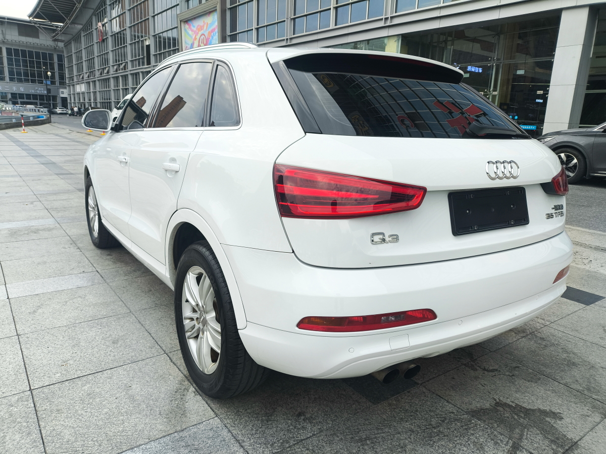 奧迪 奧迪Q3  2015款 35 TFSI 舒適型圖片