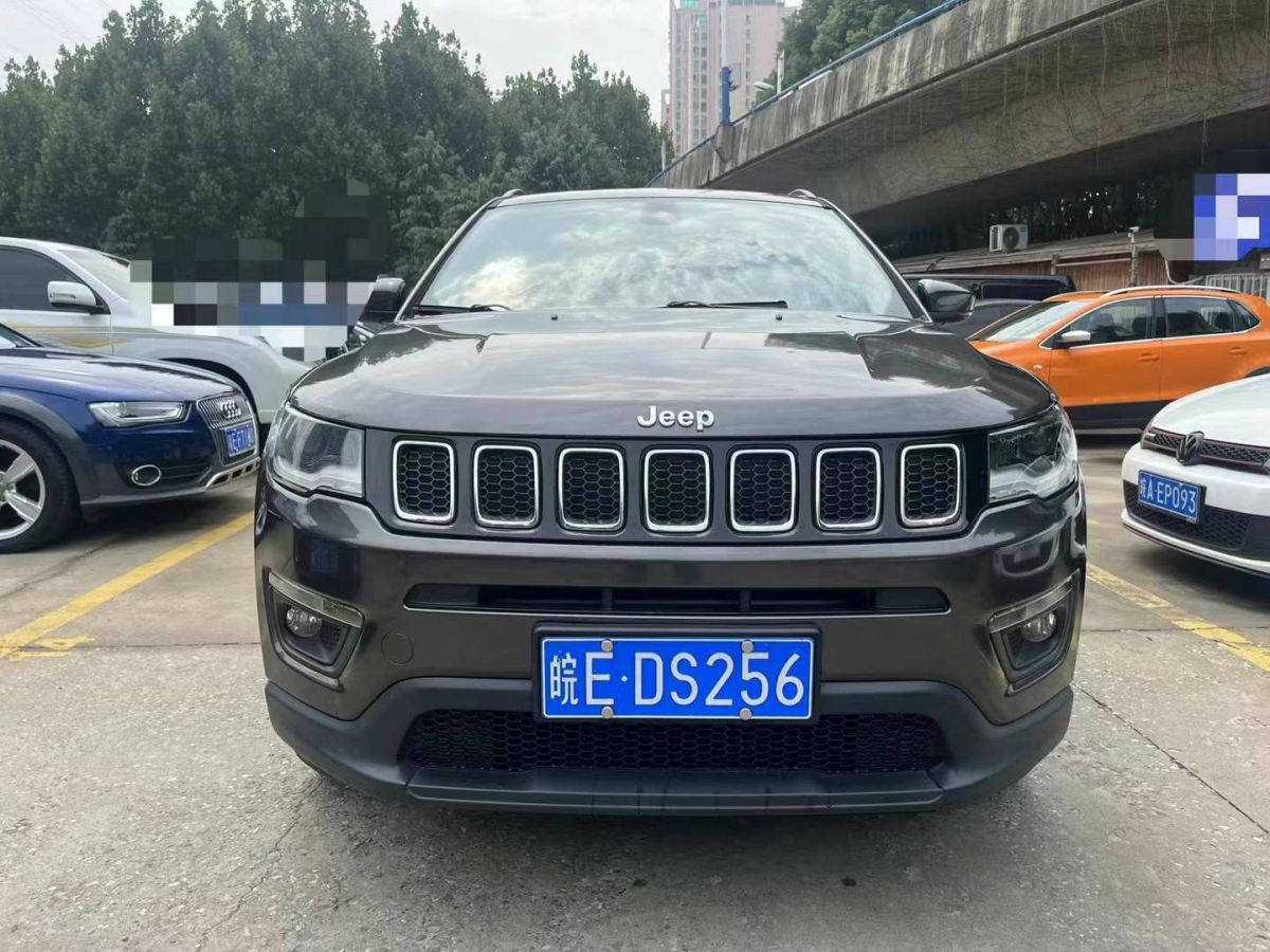 Jeep 指南者  2017款 200T 手動(dòng)勁享版圖片