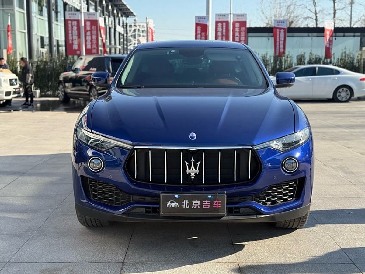 瑪莎拉蒂 Levante  2021款 3.0T 標(biāo)準(zhǔn)版圖片