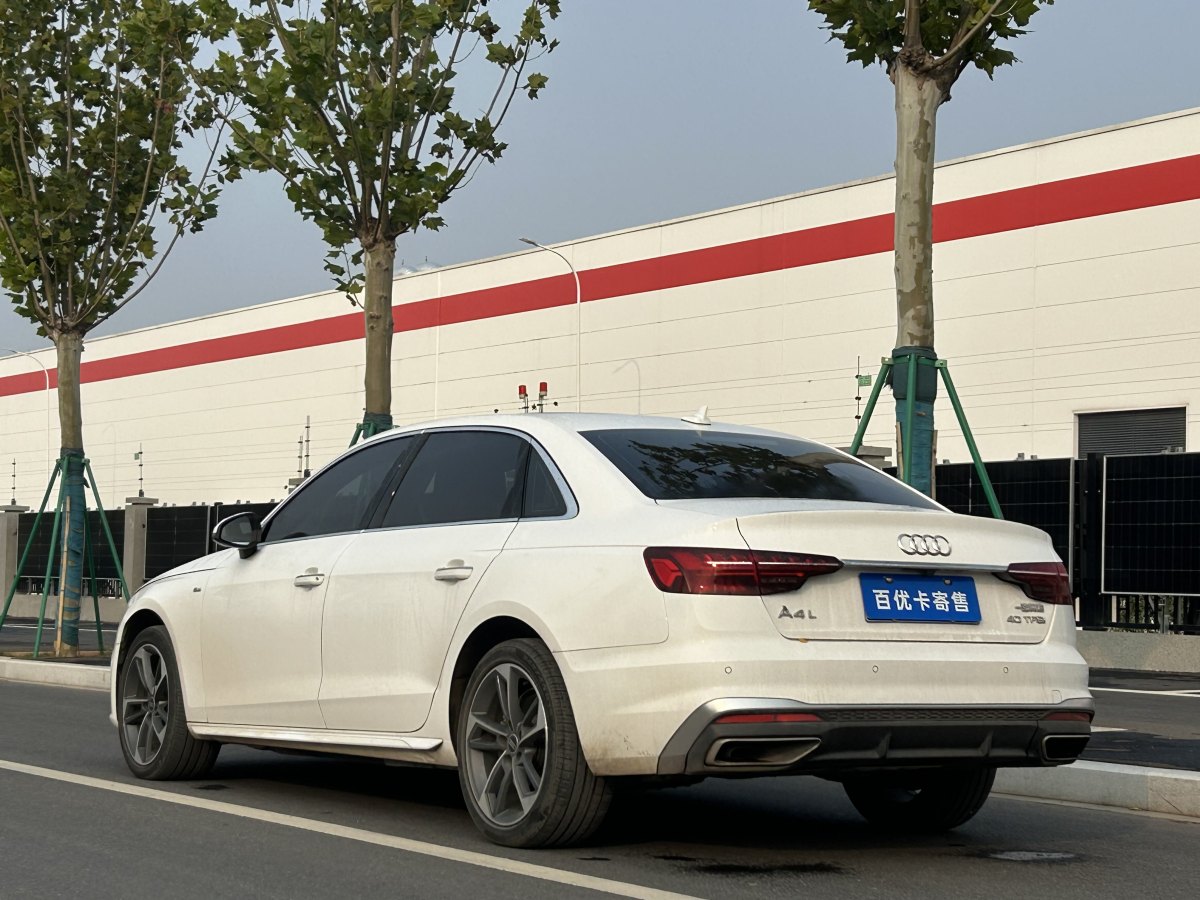 奧迪 奧迪A4L  2022款 40 TFSI 時尚動感型圖片