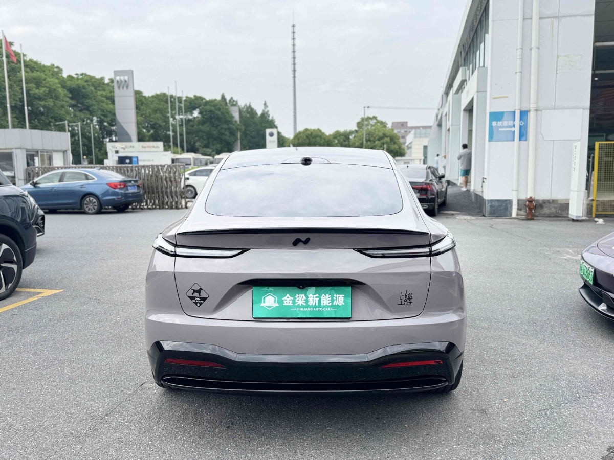 蔚來 樂道L60  2024款 60kwh 后驅(qū)版圖片