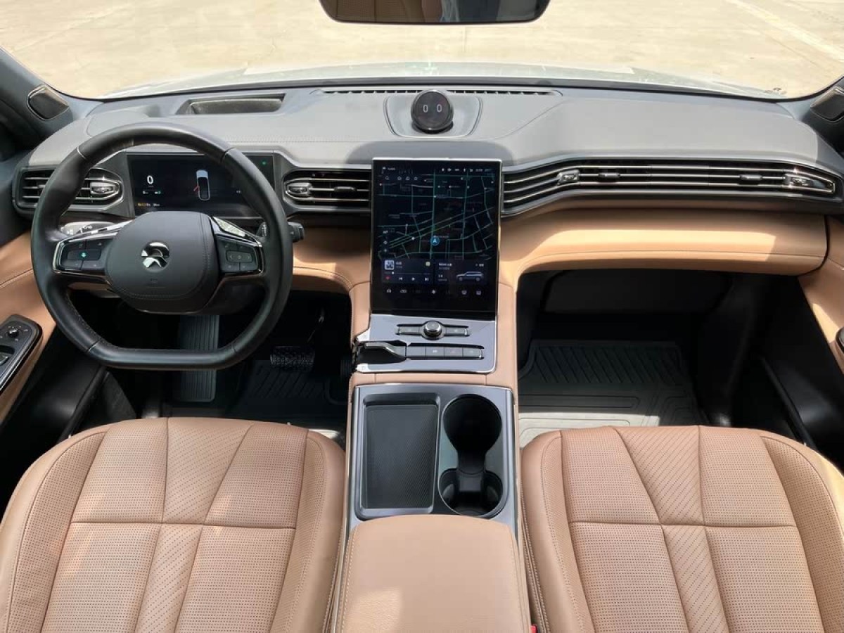 蔚來 ES8  2020款 415KM 基準(zhǔn)版 六座版圖片