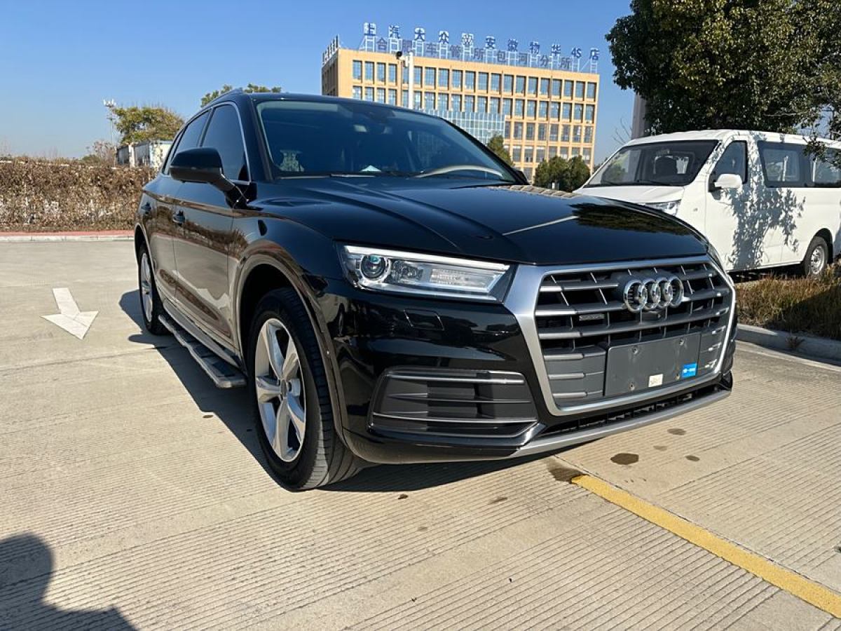 奧迪 奧迪Q5L  2020款 改款 40 TFSI 榮享進(jìn)取型圖片