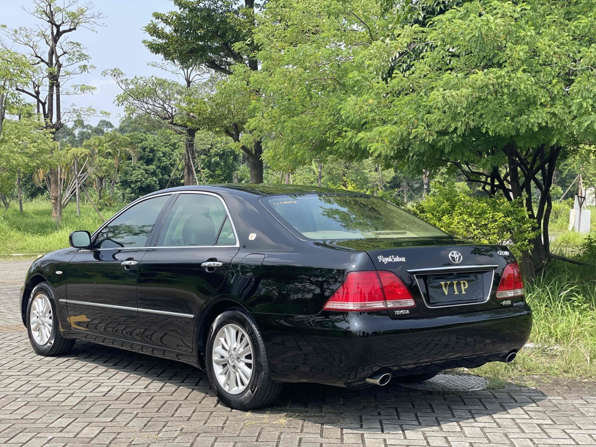 2007年11月豐田 皇冠  2007款 3.0L Royal Saloon導(dǎo)航