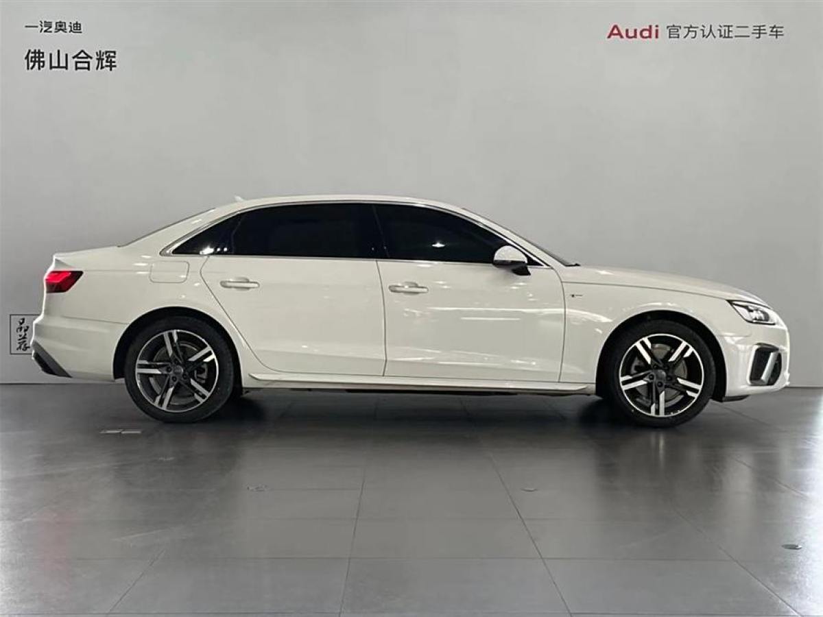 奧迪 奧迪A4L  2022款 40 TFSI 豪華動感型圖片