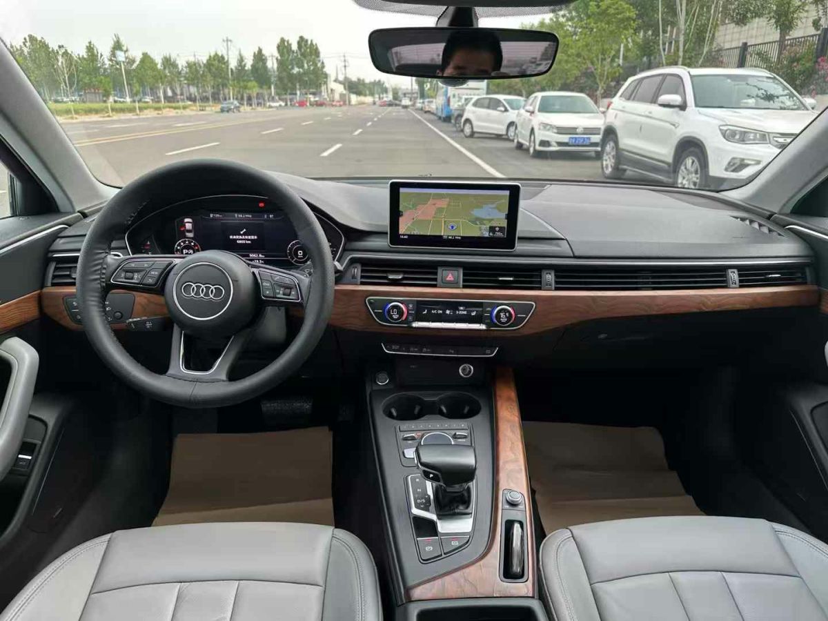 奧迪 奧迪A4L  2018款 30周年年型 30 TFSI 進(jìn)取型圖片