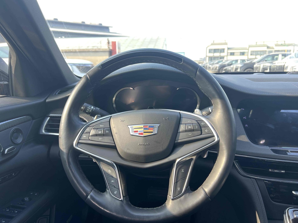 凱迪拉克 CT6  2022款 28T 鉑金型圖片