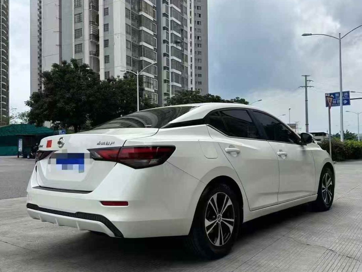 日產(chǎn) 軒逸  2021款 1.6L XL CVT暗夜版圖片