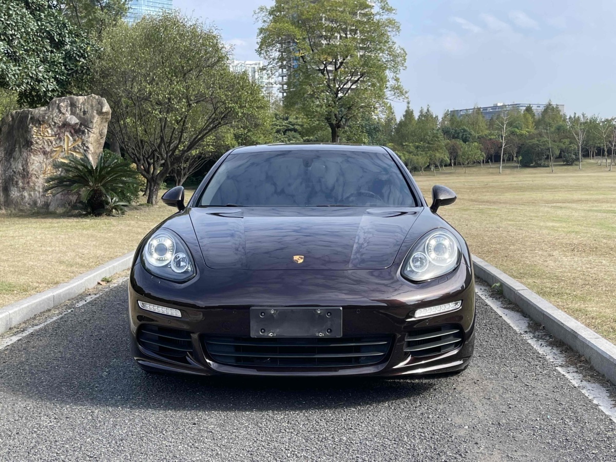 2016年6月保時(shí)捷 Panamera  2016款 Panamera Edition 3.0T