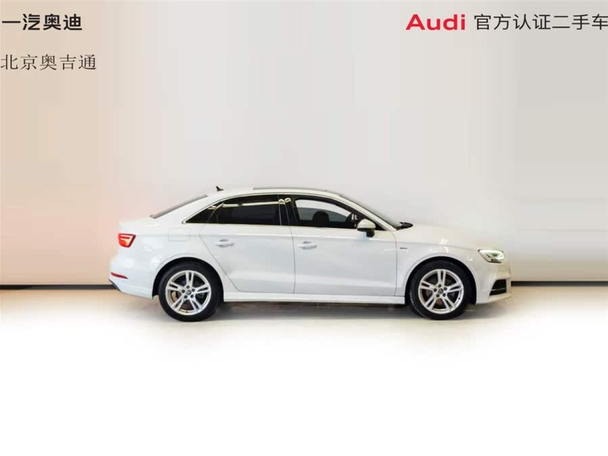 奧迪 奧迪A3  2019款 Limousine 35 TFSI 時(shí)尚型 國(guó)VI圖片