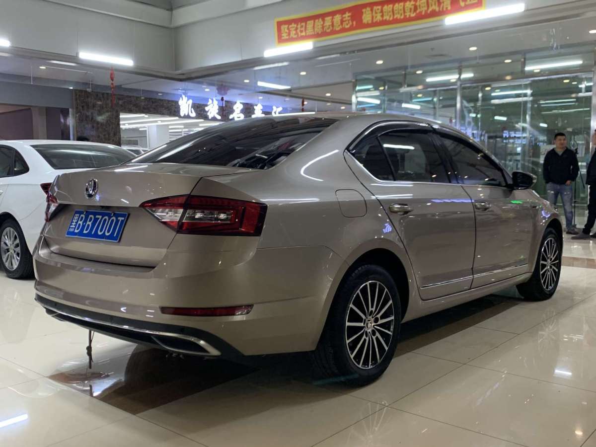 斯柯达 明锐 2018款 tsi230 dsg豪华版图片