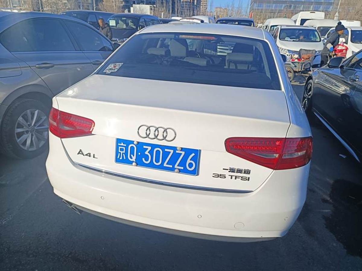 奧迪 奧迪A4L  2015款 35 TFSI 自動標準型圖片