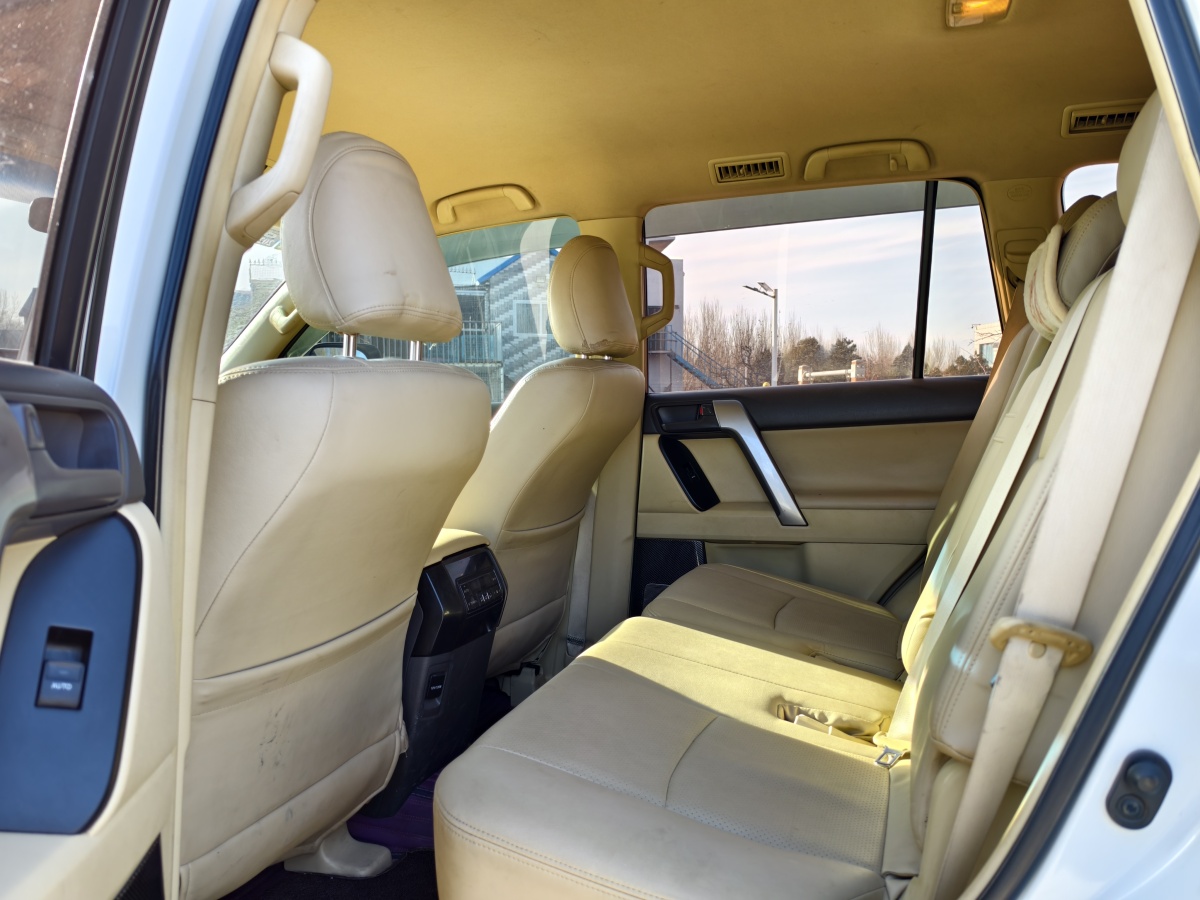 2015年4月丰田 普拉多  2014款 2.7L 自动豪华版