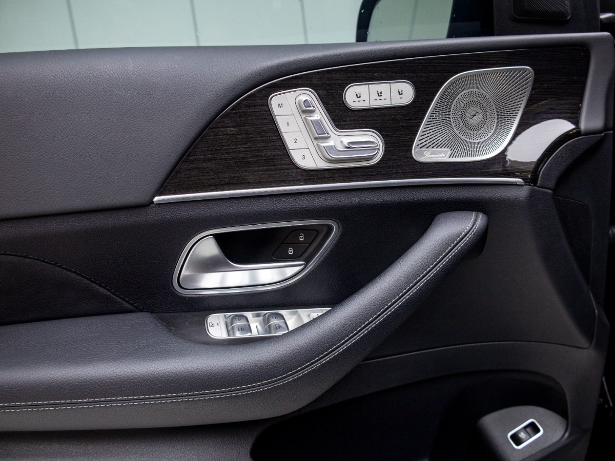 奔驰 奔驰GLS 2022款 GLS450 6座 全景(美规)图片