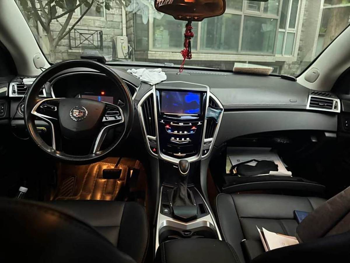 2013年5月凱迪拉克 SRX  2013款 3.0L 舒適型