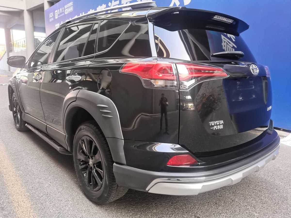 2019年7月豐田 RAV4榮放  2019款 2.0L CVT兩驅(qū)風(fēng)尚X限量版 國(guó)VI